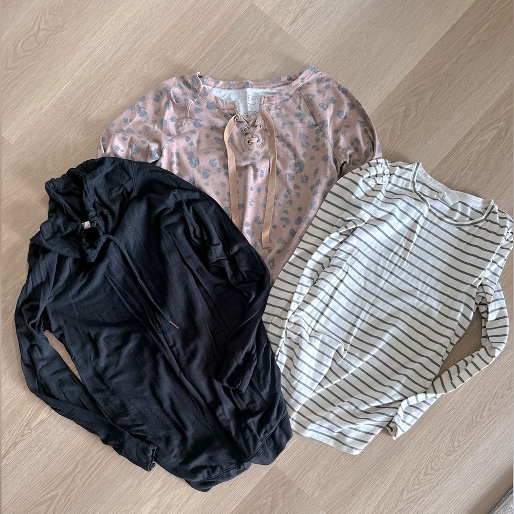 Long sleeve maternity shirt lot